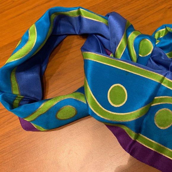 💗Adrienne Vittadini Silk Scarf - Picture 4 of 4